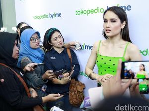 Cari Produk Favorit dari Role Model Kini Makin Mudah