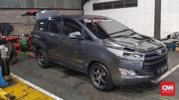 Cerita Innova Sanggup Lari 9,9 detik di Lintasan 201 m
