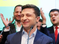 Profil Presiden Ukraina Volodymyr Zelensky yang Dulunya Komedian