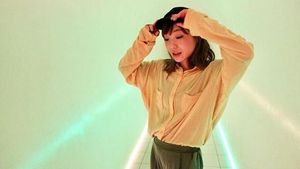 Potret Kece Wanita yang Siang Jadi Guru TK, Malam Lincah Menari Breakdance