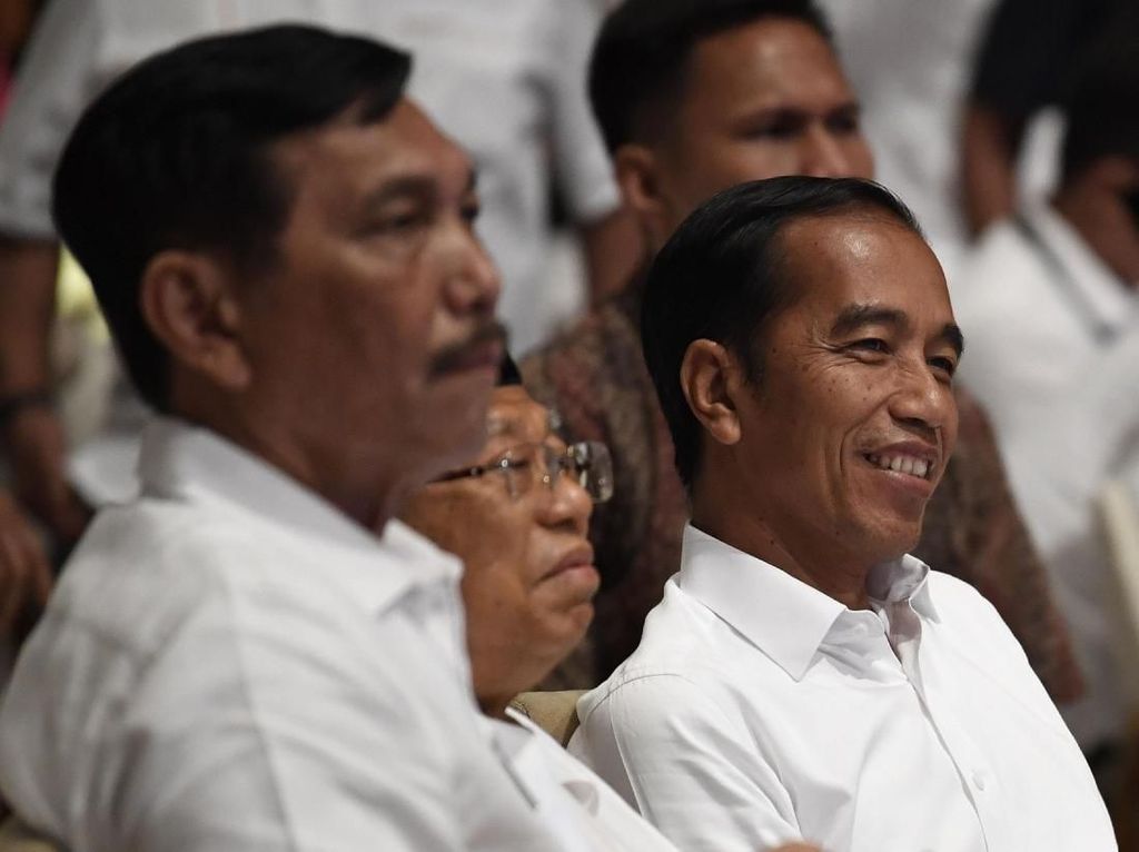 So Sweet, Luhut Ucapkan Selamat Ulang Tahun ke Jokowi