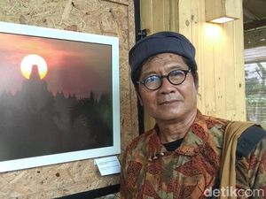 Dua Tahun Berburu Matahari di Atas Stupa Candi Borobudur