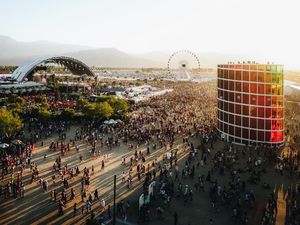 Terbaru, Konser Musik Terbesar Dunia Digelar Tanpa Prokes Sama Sekali Terbaru, Konser Musik Terbesar Dunia Digelar Tanpa Prokes Sama Sekali