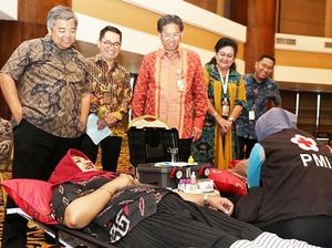 Meriahkan Usia Emas, Bank Mega Gelar Donor Darah