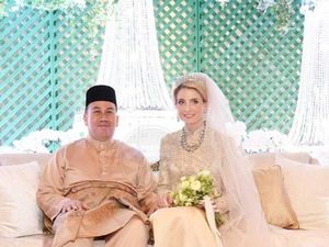 Potret Cantik Wanita Swedia yang Resmi Dinikahi Putra Mahkota Kelantan Potret Cantik Wanita Swedia yang Resmi Dinikahi Putra Mahkota Kelantan