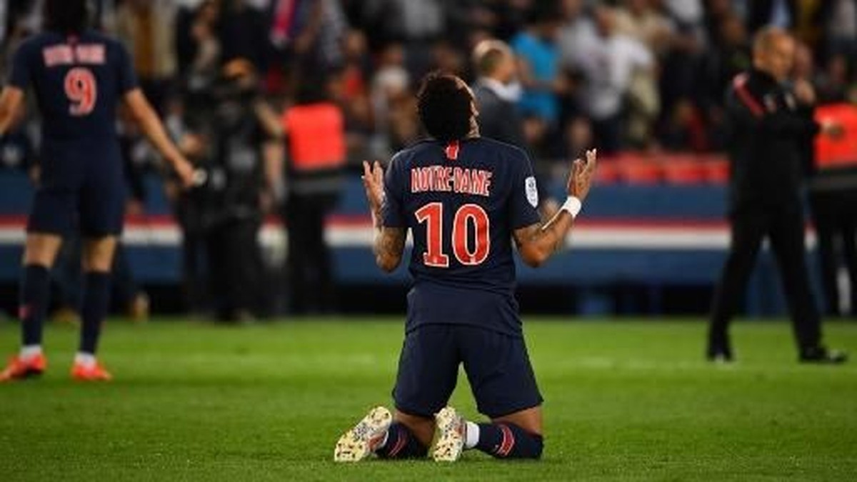 Neymar comeback dari cedera saat PSG mengalahkan AS Monaco dan merayakan pesta juara Liga Prancis (FRANCK FIFE / AFP)