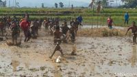 Foto: Pasar di Purworejo Ini Ada di Tengah Sawah
