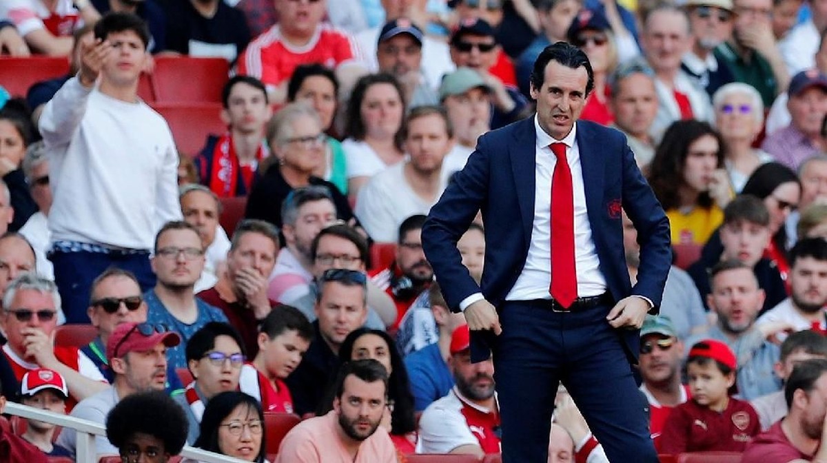 Arsenal kalah 2-3 saat menjamu Crystal Palace dalam lanjutan Liga Inggris (Reuters/Matthew Childs)