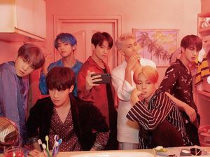 BTS Jadi Grup Setelah The Beatles yang Cetak Sejarah di Billboard BTS Jadi Grup Setelah The Beatles yang Cetak Sejarah di Billboard