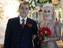 Aceng Fikri dan Istri Terpaut 16 Tahun, Ini Manfaat Punya Istri Lebih Muda