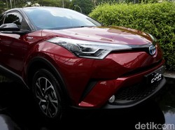 Toyota: Harga C-HR Hybrid Harusnya Lebih Mahal