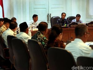 Didorong Susun Kabinet Zaken, Ini Komposisi Kabinet Kerja Jokowi Saat Ini Didorong Susun Kabinet Zaken, Ini Komposisi Kabinet Kerja Jokowi Saat Ini