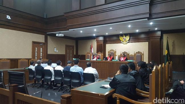 Berita Kasus Suap, 6 Eks Anggota DPRD Sumut Dituntut 4 Tahun Penjara Sabtu 20 April 2024