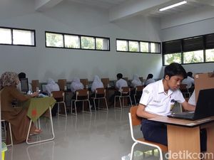 34.862 Siswa SMP di Kota Bandung Ikuti UNBK 34.862 Siswa SMP di Kota Bandung Ikuti UNBK
