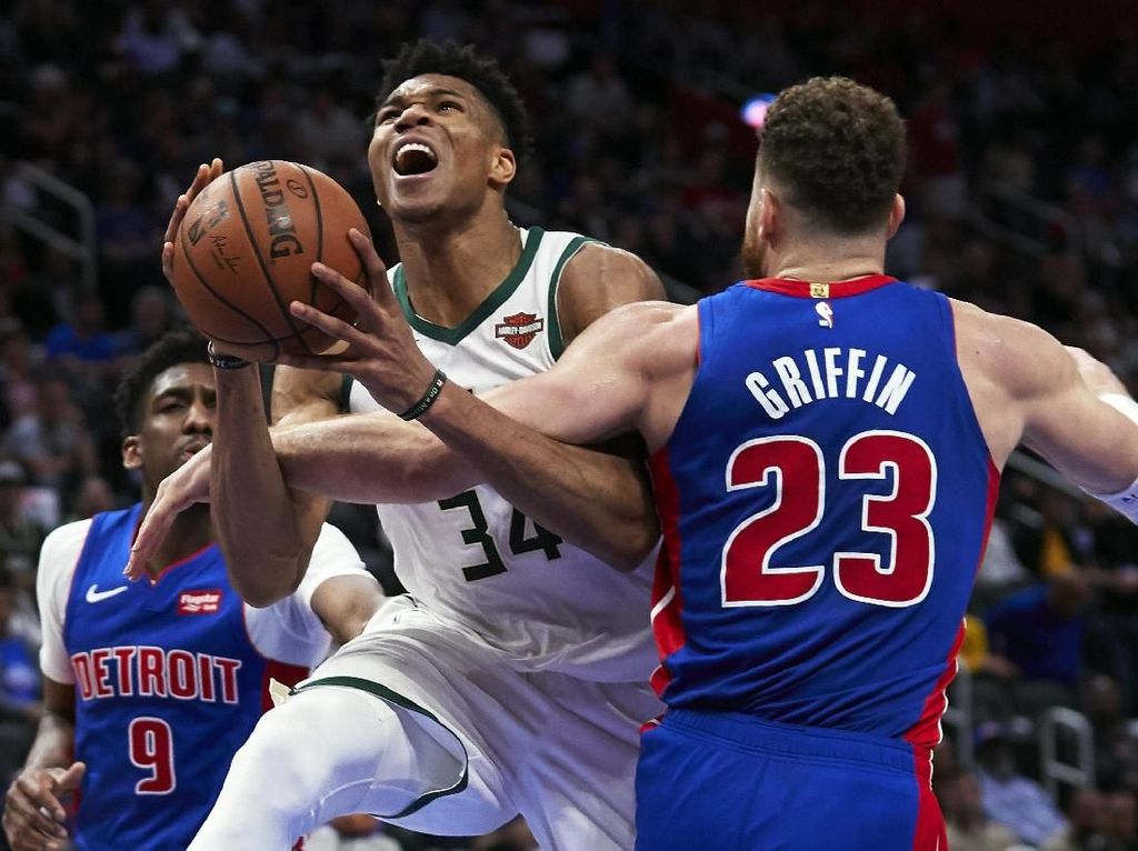 Hasil NBA: Sapu Bersih Pistons, Bucks Tantang Celtics di Semifinal