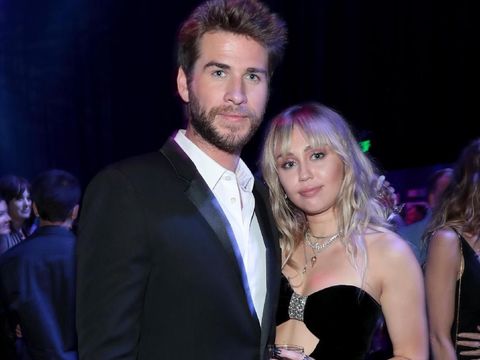 Cyrus dan Hemsworth