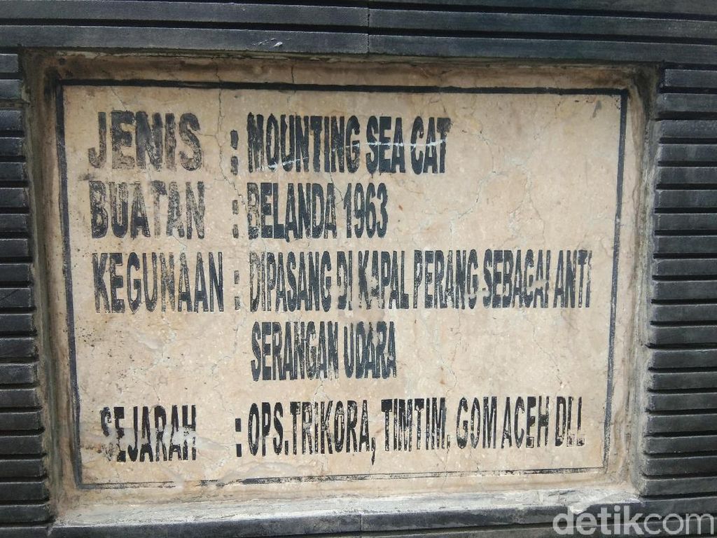 Mungkin Cuma di Tegal, Ada Tank di Pantai Mungkin Cuma di Tegal, Ada Tank di Pantai
