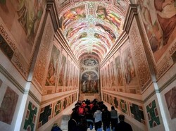 Vatikan Buka Tangga Suci yang Dilewati Yesus