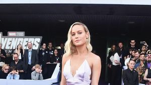 Adu Gaya Brie Larson dan Scarlett Johansson Tampil Seksi di Premier Avengers