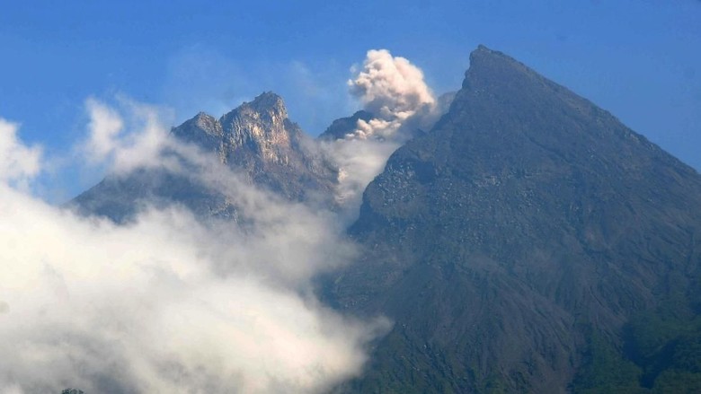 Sudah Setahun Berstatus Waspada, Bagaimana Kondisi Merapi Terkini?