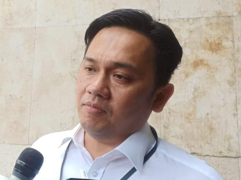 Farhat Abbas Pernah Gugat UU ITE ke MK Gegara Nge-tweet soal Ahok Farhat Abbas Pernah Gugat UU ITE ke MK Gegara Nge-tweet soal Ahok