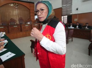 Ahli di Sidang Ratna Bicara Pengaruh Dunia Maya ke Kehidupan Nyata Ahli di Sidang Ratna Bicara Pengaruh Dunia Maya ke Kehidupan Nyata
