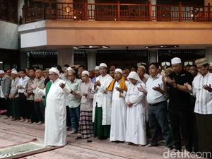 119 Anggota KPPS Meninggal, Sandi Gelar Salat Gaib