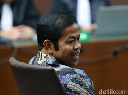 Sikap Sopan Idrus Marham Bikin Ringan Putusan