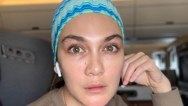 Luna Maya tampil tanpa make-up