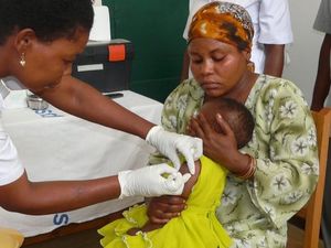 Vaksin Malaria Pertama Akan Diuji Coba ke Anak-anak