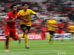 Berlaga di Stadion Utama Gelora Bung Karno (SUGBK), Selasa (23/4/2019) sore WIB, Persija langsung tampil menekan.