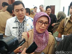 Ridwan Kamil Daftarkan Putrinya ke SMA Favorit Tak Langgar Aturan PPDB Jabar Ridwan Kamil Daftarkan Putrinya ke SMA Favorit Tak Langgar Aturan PPDB Jabar