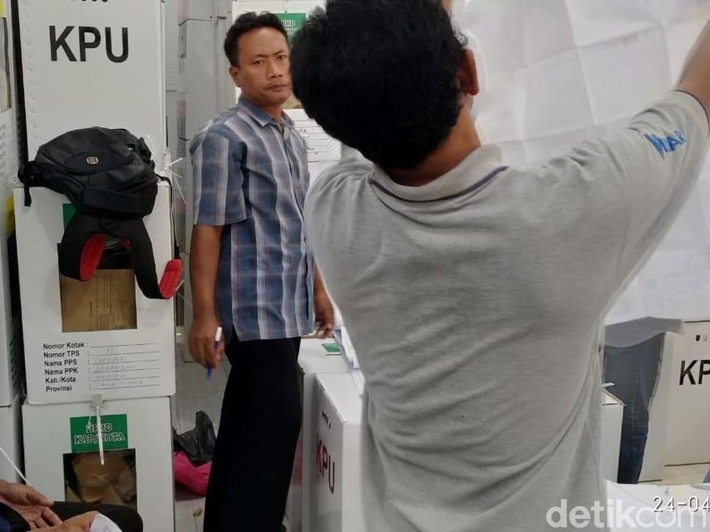 Menyingkap Kematian Personel KPPS Menyingkap Kematian Personel KPPS