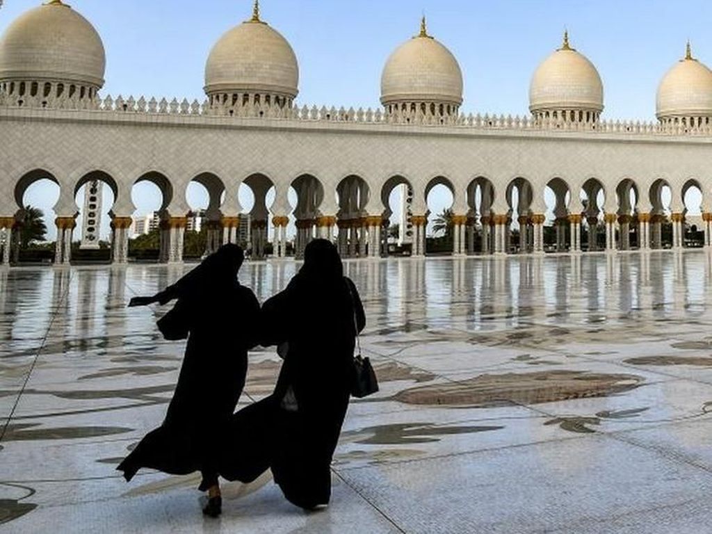 Uni Emirat Arab Tunda Visa Gratis Buat Turis Israel Sampai Juli Uni Emirat Arab Tunda Visa Gratis Buat Turis Israel Sampai Juli