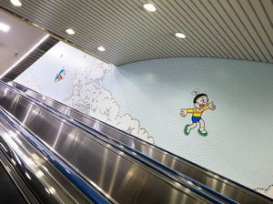 Foto: Stasiun Kereta Ini Punya Pintu Ke Mana Saja