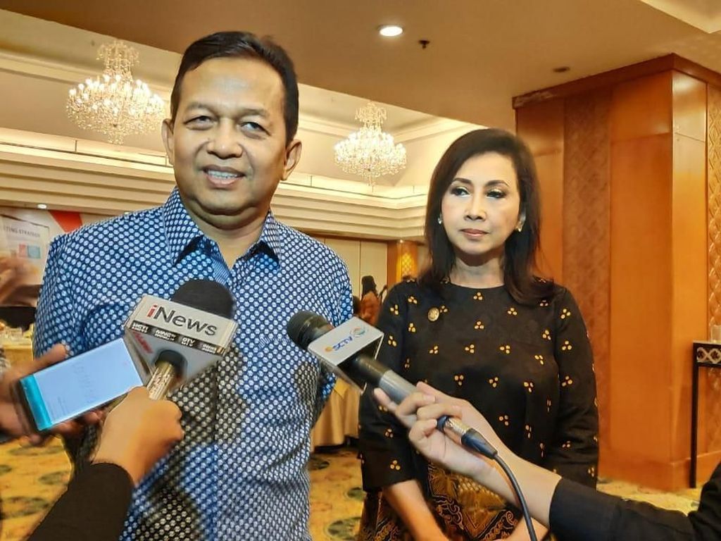 KEIN Sebut Jokowi Butuh Menteri Ekonomi yang Out of The Box KEIN Sebut Jokowi Butuh Menteri Ekonomi yang Out of The Box
