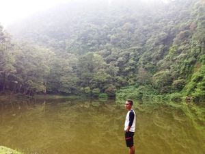 Cerita Putri yang Manja dan Biadab di Balik Telaga Warna Puncak