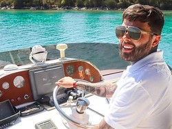 Coba Jadi Gelandangan, Begini Nasib Pria Tajir Bergaji Rp 182 Juta Sehari