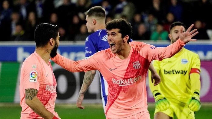 Barcelona di ambang gelar juara Liga Spanyol usai menang atas Deportivo Alaves. (Foto: Vincent West / Reuters)