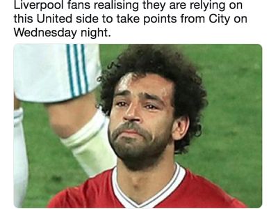 Meme Fans Liverpool Terpaksa Dukung Manchester United