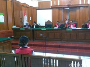 Vanessa Angel Didakwa Sebar Konten Asusila, Jaksa Ungkap Foto Sensual