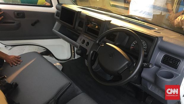Interior Suzuki Carry baru.