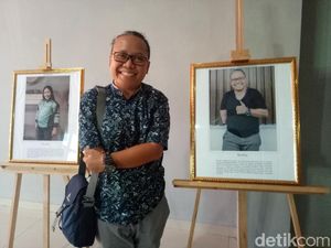 Perjuangan Emy, Driver Taksi Online Bertangan Tak Sempurna