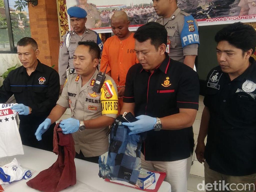 Turis China Dicabuli Pemandu Jet Ski di Nusa Dua, Bali Turis China Dicabuli Pemandu Jet Ski di Nusa Dua, Bali