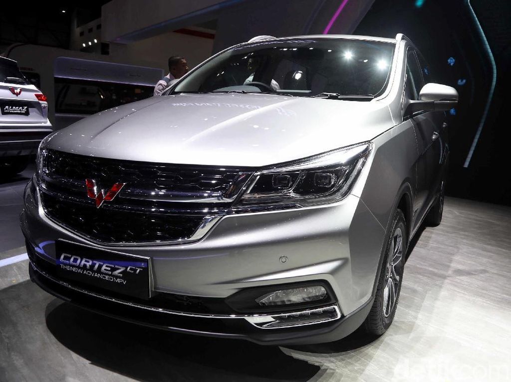 Wuling Cortez Turbo Jadi MPV Terbaik di IIMS 2019 Wuling Cortez Turbo Jadi MPV Terbaik di IIMS 2019