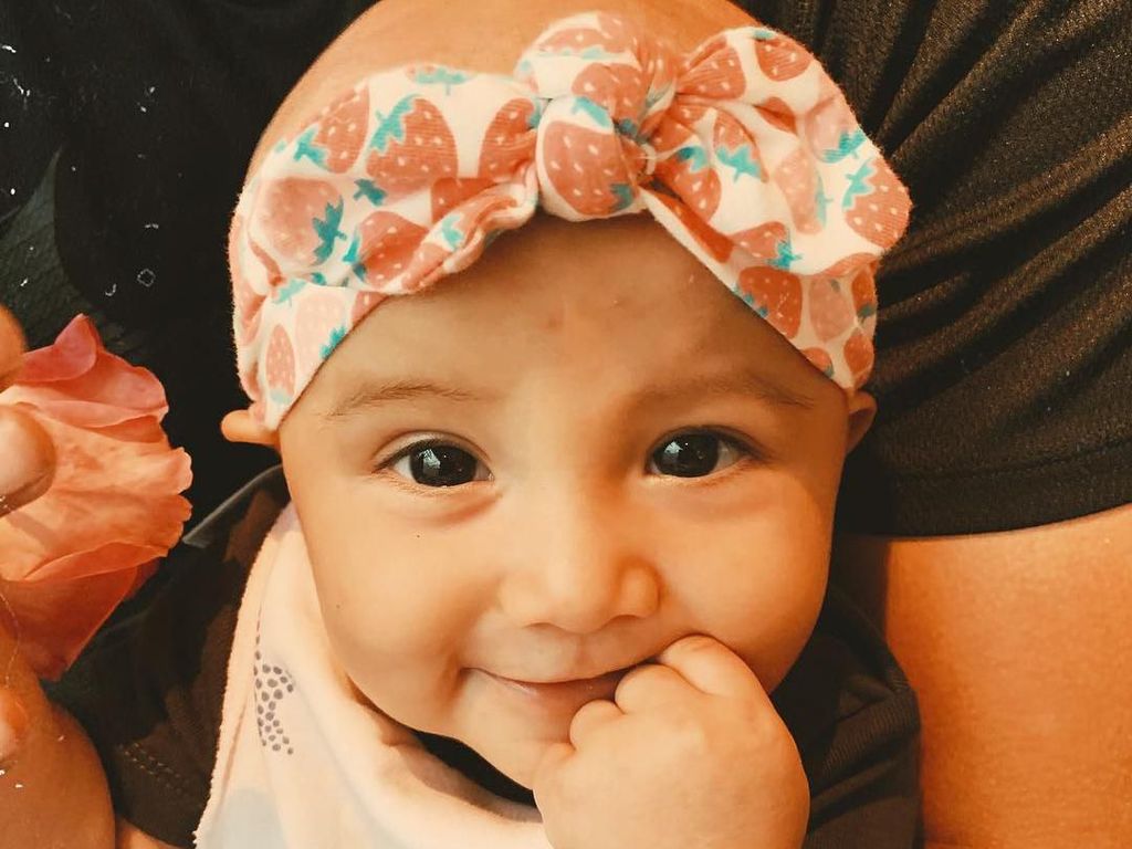 Putri Marino Ceritakan Tumbuh Kembang Surinala Putri Marino Ceritakan Tumbuh Kembang Surinala