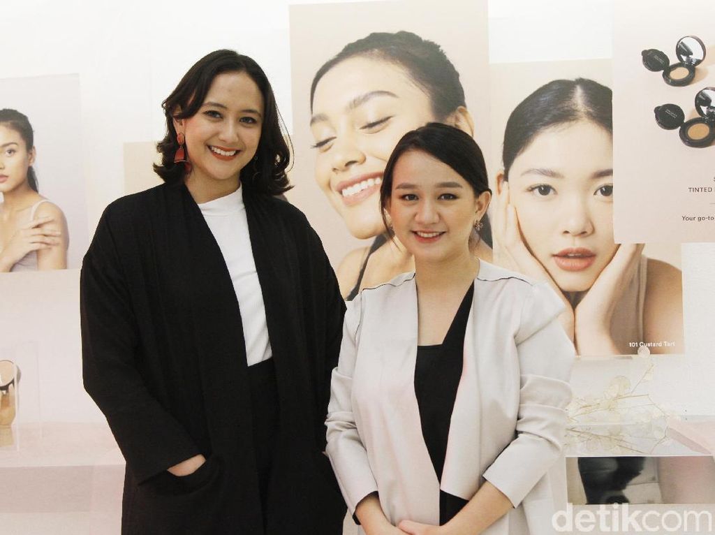 Cerita Sukses Pendiri Rollover Reaction Bangun Bisnis Kosmetik Lokal Cerita Sukses Pendiri Rollover Reaction Bangun Bisnis Kosmetik Lokal
