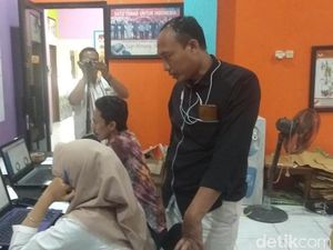 Hanya Dua Petugas, Penghitungan Situng KPU Lamongan Terhambat Hanya Dua Petugas, Penghitungan Situng KPU Lamongan Terhambat