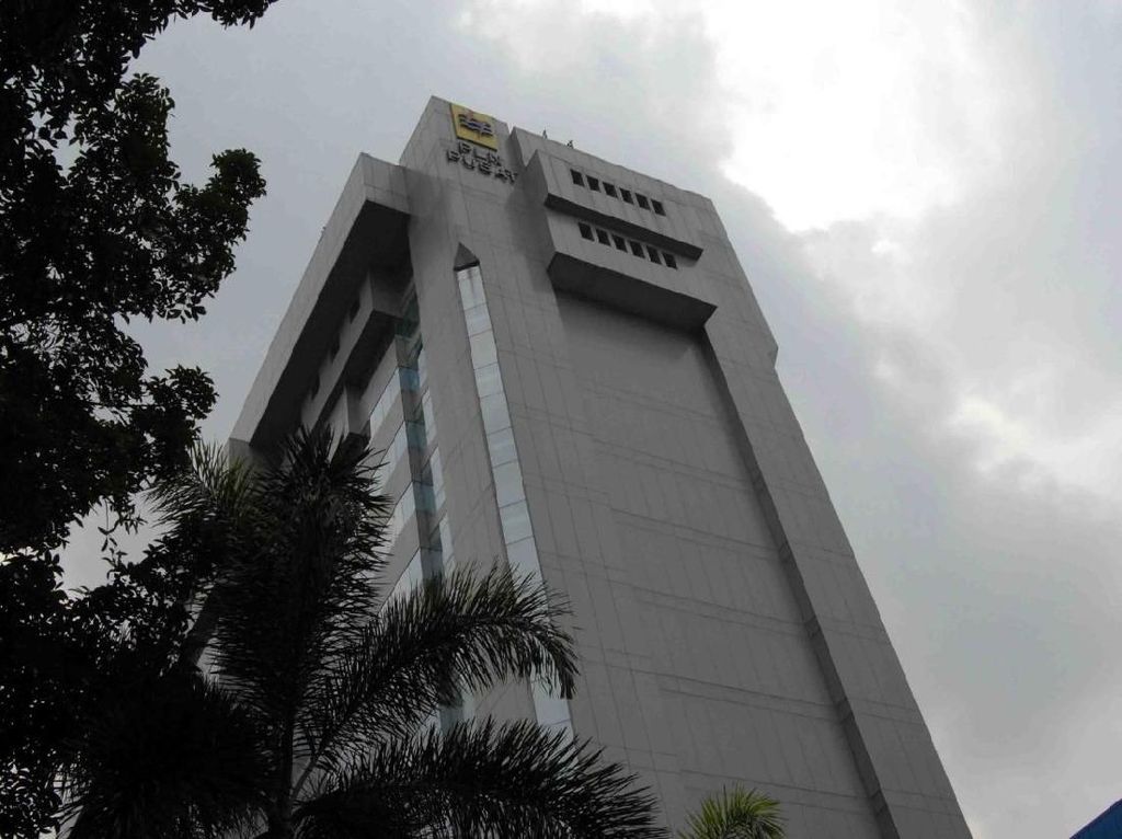 Rini Siapkan 5 Calon Bos PLN Rini Siapkan 5 Calon Bos PLN