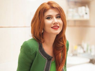 Liburannya Anna Chapman, Model Cantik Mantan Mata-mata Rusia